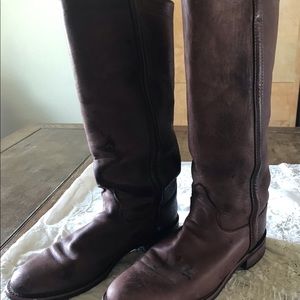 Justin Boots, style L3851 size 8